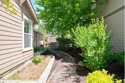 61421 Davis Lake Loop, Bend, OR 97702 - Photo 30
