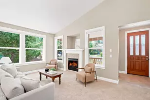 61421 Davis Lake Loop, Bend, OR 97702 - Photo 4