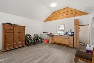 104 Fir St, Shady Cove, OR 97539 - Photo 14