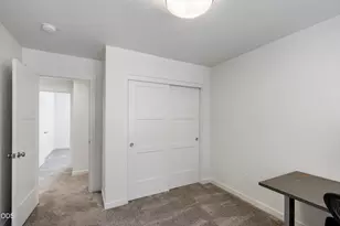 2088 NW Trenton Ave, Bend, OR 97703 - Photo 28