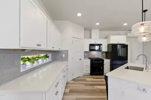 2088 NW Trenton Ave, Bend, OR 97703 - Photo 12