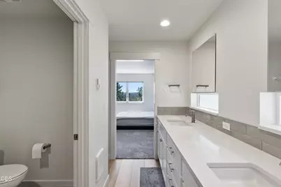 2088 NW Trenton Avenue, Bend, OR 97703 - Photo 34
