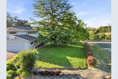 242 Yale Drive, Medford, OR 97504 - Photo 40