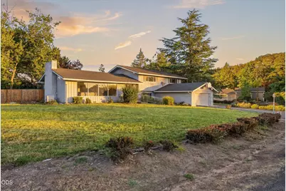 242 Yale Drive, Medford, OR 97504 - Photo 46