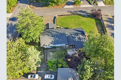 242 Yale Drive, Medford, OR 97504 - Photo 52