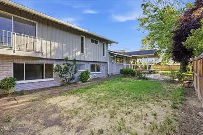 242 Yale Drive, Medford, OR 97504 - Photo 34