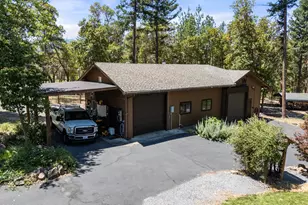 6589 Whispering Pines Ln, Jacksonville, OR 97530 - Photo 46