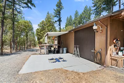 6589 Whispering Pines Lane, Jacksonville, OR 97530 - Photo 52