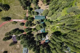 26104 SW Pine Dr, Camp Sherman, OR 97730 - Photo 34