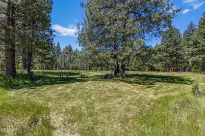 26104 SW Pine Drive, Camp Sherman, OR 97730 - Photo 28