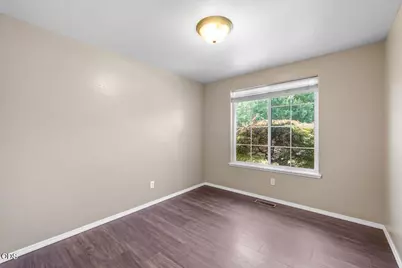 1156 Ginger Way, Medford, OR 97501 - Photo 10