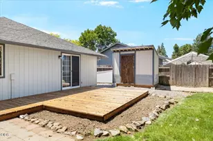 1156 Ginger Way, Medford, OR 97501 - Photo 18