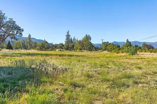 19560 Williams Hwy, Williams, OR 97544 - Photo 46