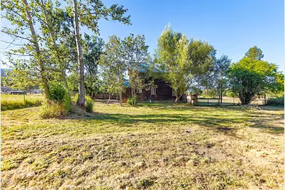 19560 Williams Highway, Williams, OR 97544 - Photo 30