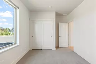 63177 Iner Loop, Bend, OR 97701 - Photo 24