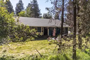 16801 Gross Dr, Bend, OR 97707 - Photo 4