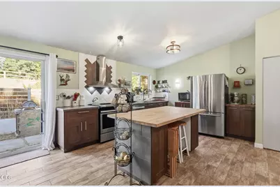 16801 Gross Drive, Bend, OR 97707 - Photo 30