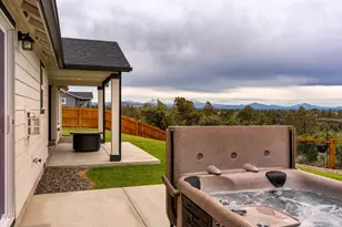 3375 NW Canyon Dr, Redmond, OR 97756 - Photo 42