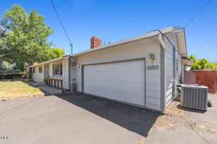 6236 Cherry Way, Klamath Falls, OR 97603 - Photo 4