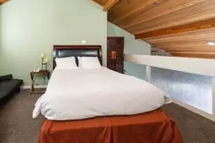 18575 SW Century Dr, Bend, OR 97702 - Photo 10