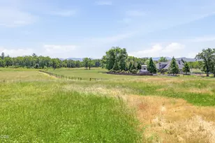 163 Hidden Valley Dr, Eagle Point, OR 97524 - Photo 48