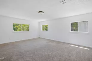 925 Meadow View Dr, Williams, OR 97544 - Photo 34