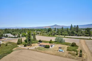 2991 W Main St, Medford, OR 97501 - Photo 1