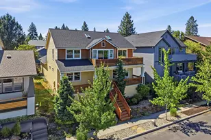 274 NW Outlook Vista Dr, Bend, OR 97703 - Photo 2