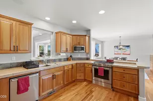 274 NW Outlook Vista Dr, Bend, OR 97703 - Photo 16