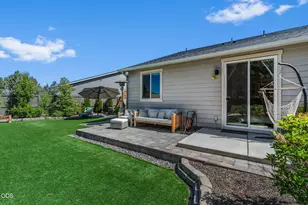 20713 SE Iron Horse Ln, Bend, OR 97702 - Photo 26