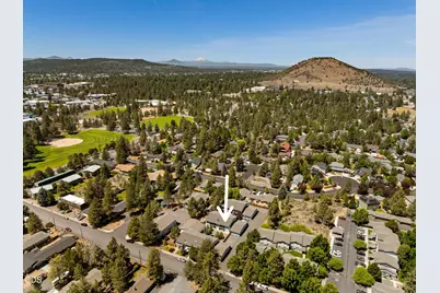 1630 SE Tempest Drive #UNIT 10, Bend, OR 97702 - Photo 32