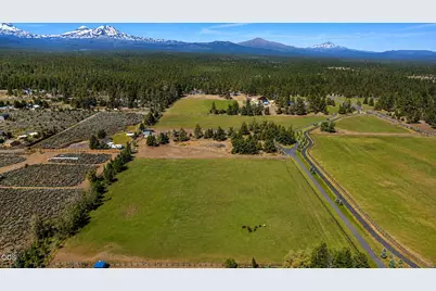 67480 Cloverdale Road, Bend, OR 97703 - Photo 52