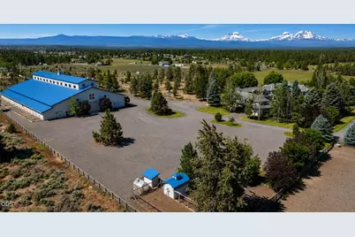 67480 Cloverdale Road, Bend, OR 97703 - Photo 4