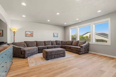 2859 SW 47th Street, Redmond, OR 97756 - Photo 12