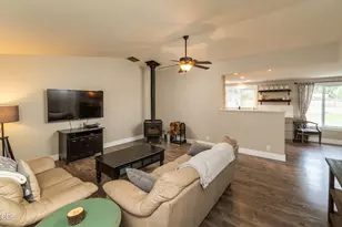 63679 High Standard Dr, Bend, OR 97701 - Photo 8