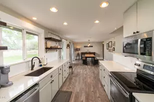 63679 High Standard Dr, Bend, OR 97701 - Photo 10