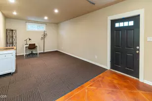 63679 High Standard Dr, Bend, OR 97701 - Photo 20