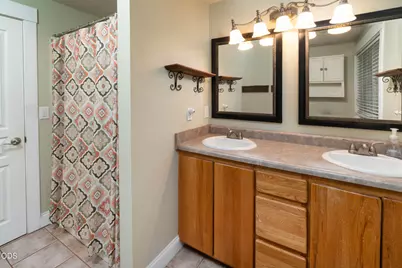 63679 High Standard Drive, Bend, OR 97701 - Photo 16