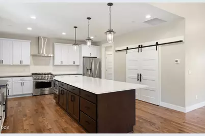 615 NW 89th Street, Redmond, OR 97756 - Photo 8
