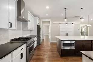 615 NW 89th St, Redmond, OR 97756 - Photo 14