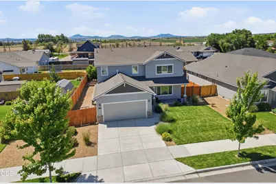 241 NW Monte Vista Avenue, Madras, OR 97741 - Photo 4