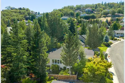 1119 NW Morgan Lane, Grants Pass, OR 97526 - Photo 50