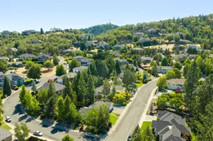 1119 NW Morgan Ln, Grants Pass, OR 97526 - Photo 48