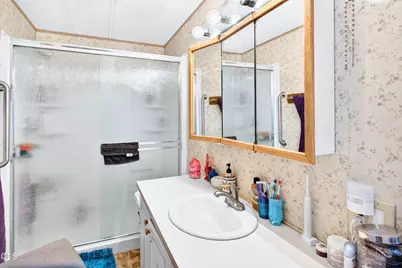 [Address not provided], Medford, OR 97501 - Photo 16