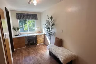 624 Crowson Rd, Ashland, OR 97520 - Photo 42
