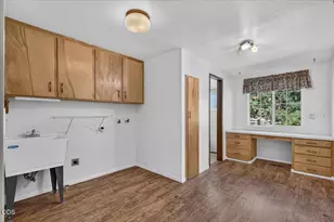624 Crowson Rd, Ashland, OR 97520 - Photo 24