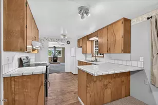624 Crowson Rd, Ashland, OR 97520 - Photo 14