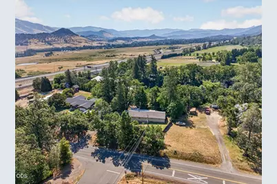 624 Crowson Road, Ashland, OR 97520 - Photo 38