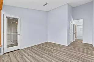 115 Rogue River Hwy, Grants Pass, OR 97527 - Photo 16