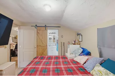108 N Columbus Avenue, Medford, OR 97501 - Photo 30